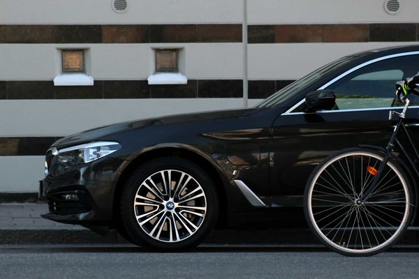 Quelle est l'efficacité des dispositifs d'évitement de collision pour les véhicules à deux roues?